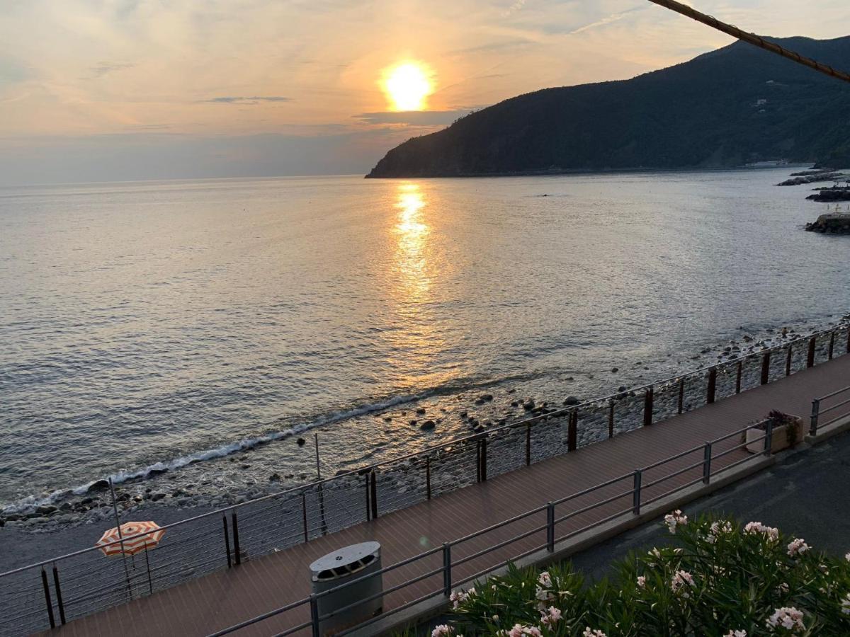 M'Illumino D'Immenso - Moneglia Apartments 外观 照片